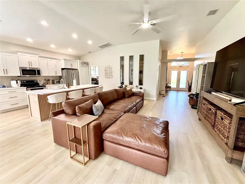 8495 Idlewood Ct, FL