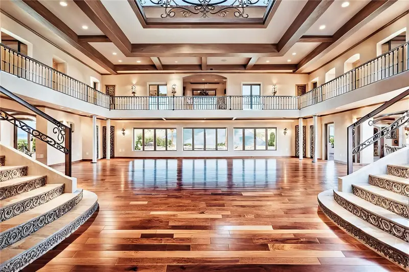 600 N Jackson Rd, FL