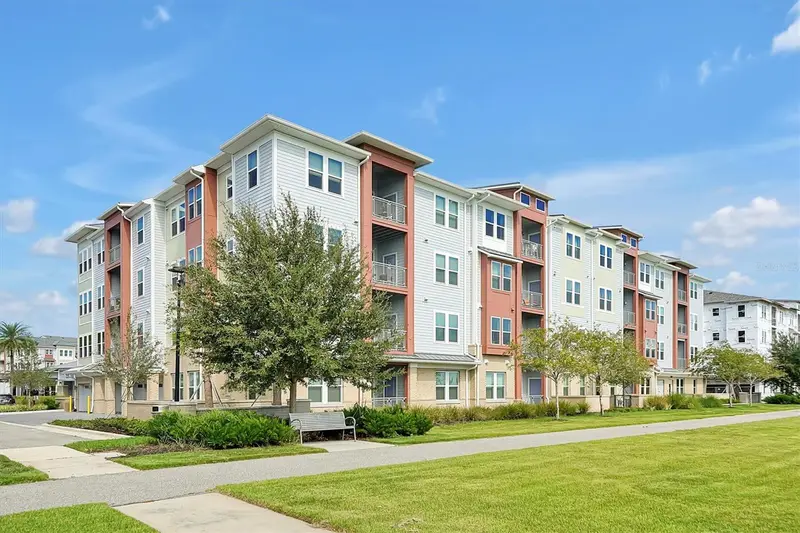 7565 Laureate Blvd #3308, FL