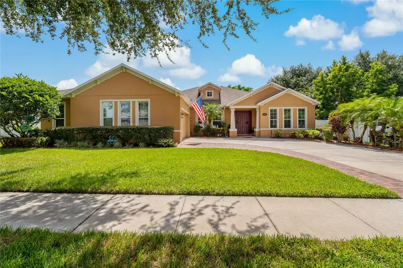 178 Magneta Loop, FL