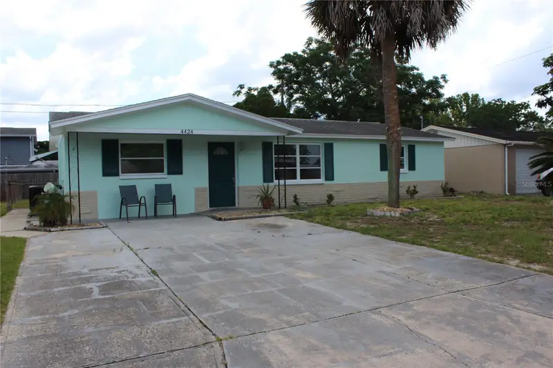 4424 Terry Loop, FL