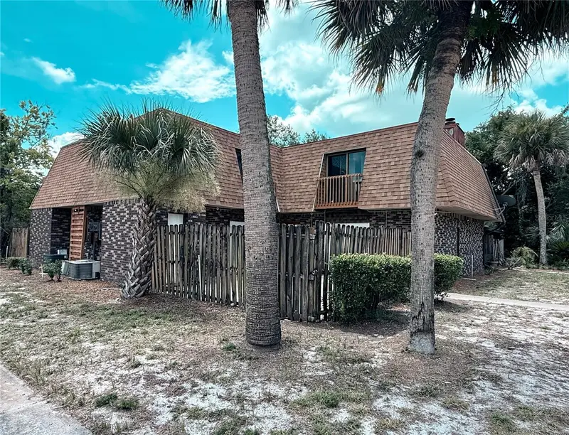 202 Terrace Ct, FL