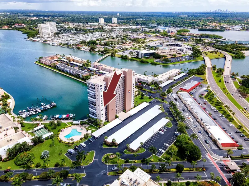 7300 Sun Island Dr S #706, FL