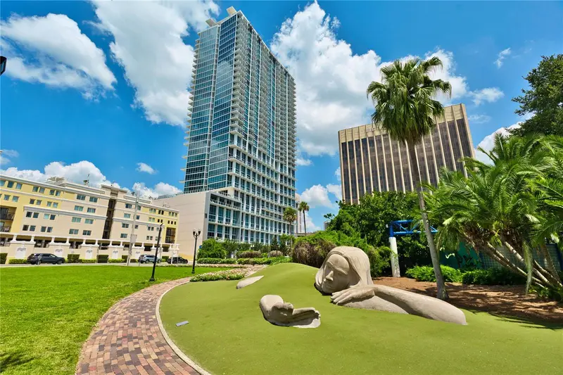 150 E Robinson St #3006, FL