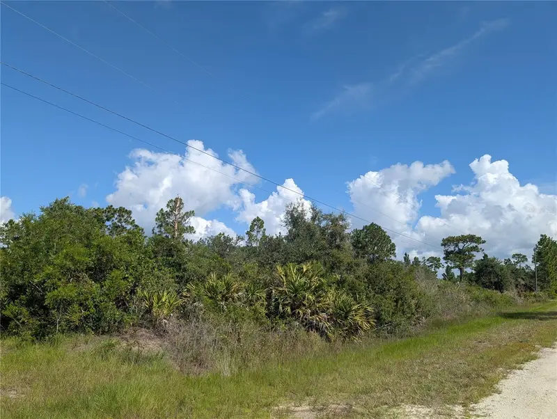 307 Granada Dr, FL