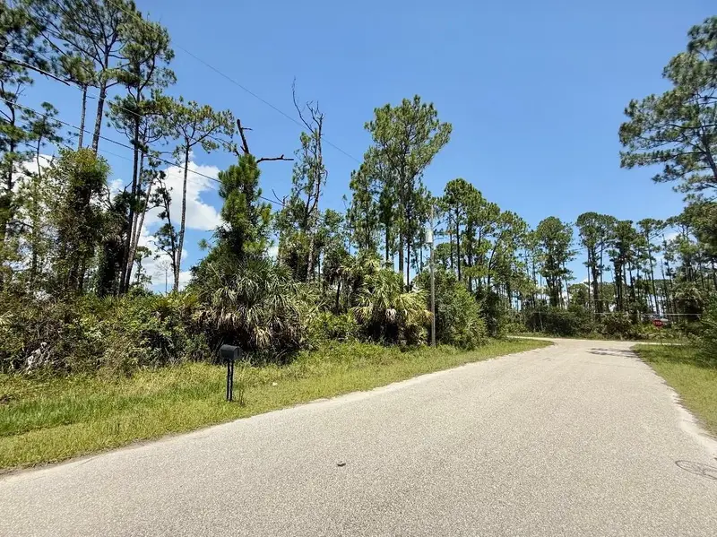 Lot 2 Titan St, FL