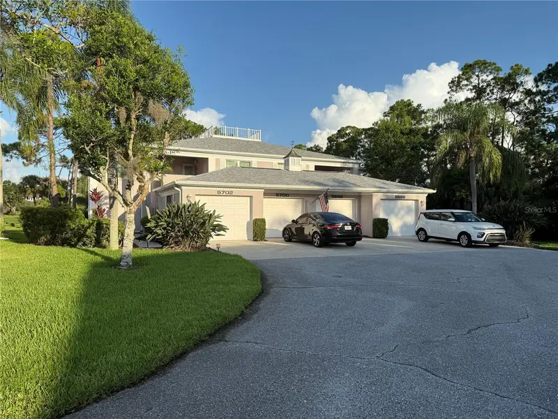 5700 Sheffield Greene Cir #87, FL