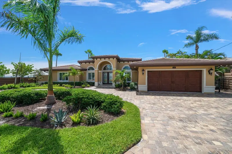 422 55th Ave, FL