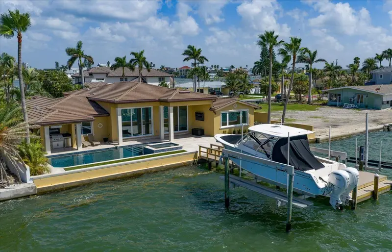 422 55th Ave, FL