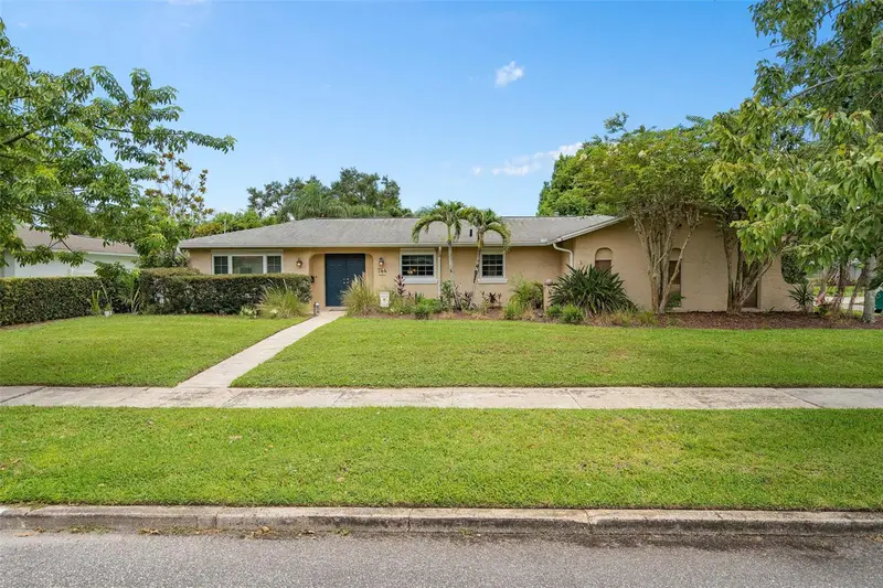 744 Cornwall Rd, FL