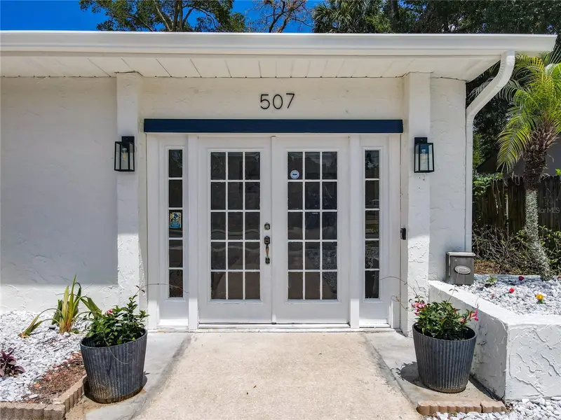 507 East Street, FL