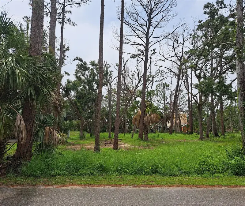 401 W 1st St Nw #Lot #4, FL