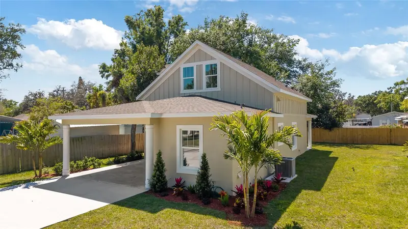 23 N Edwards St, FL