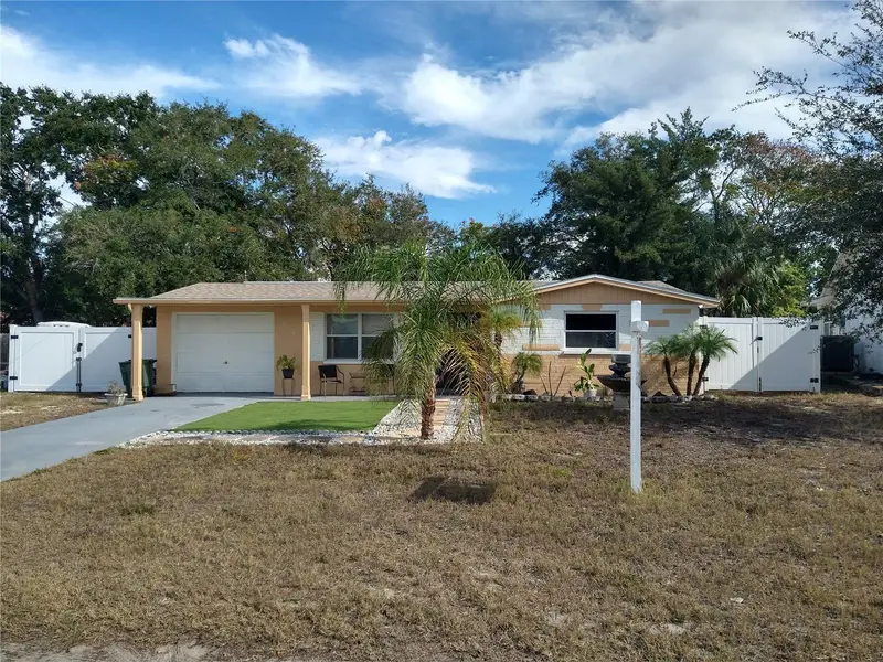 12910 College Hill Dr, FL