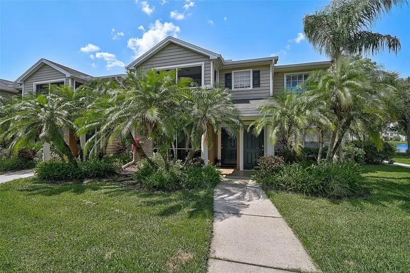 8827 Manor Loop #204, FL