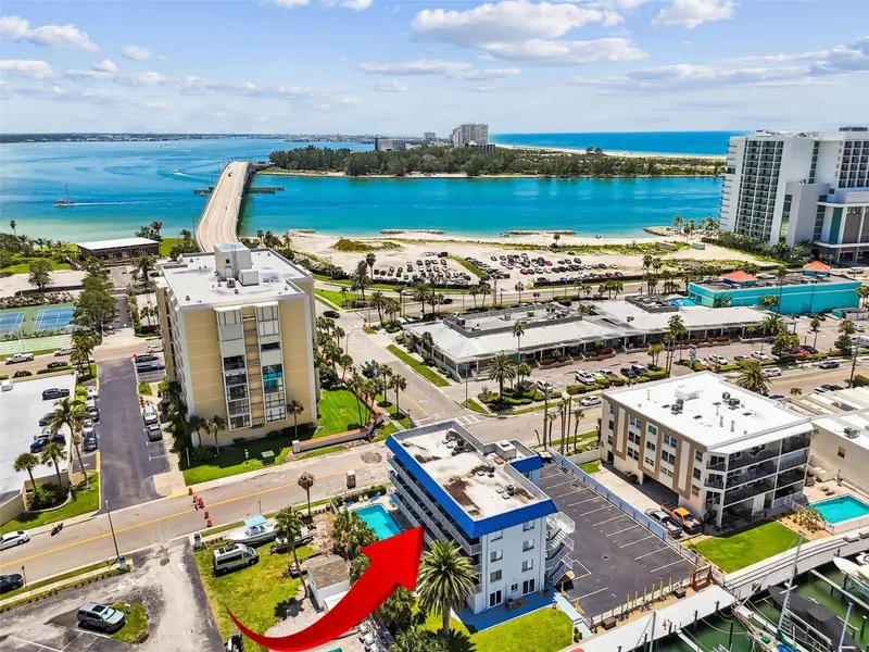 800 Bayway Blvd #17, FL