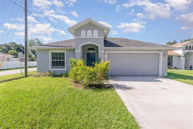 1534 Pine St, FL