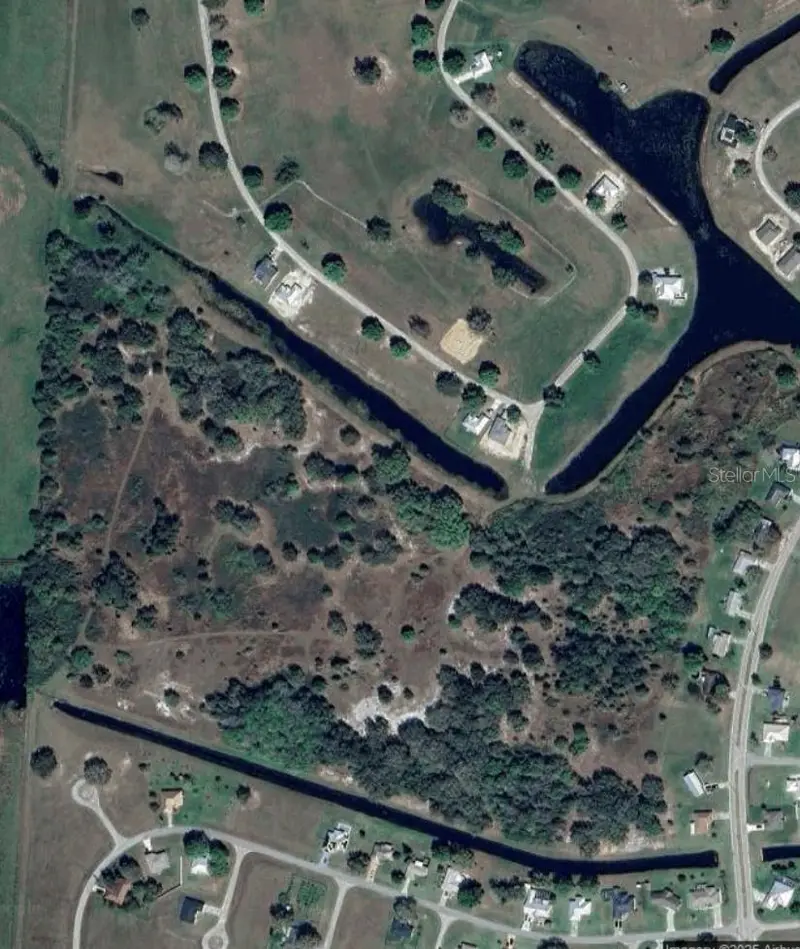 440 Foxhall Cir, FL