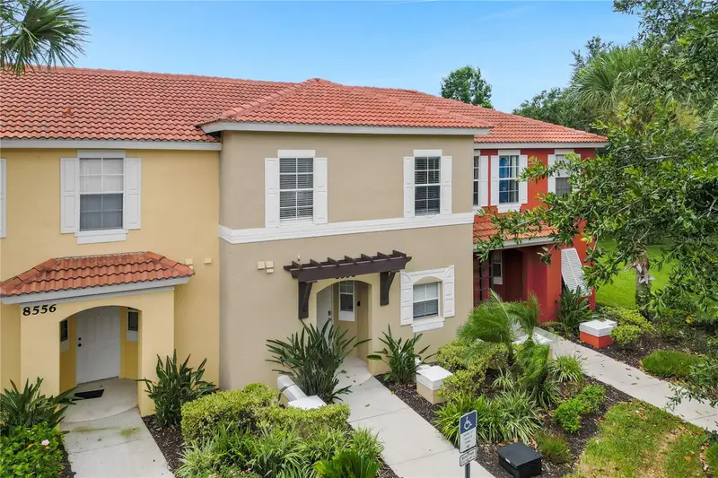 8558 Crystal Cove Loop, FL