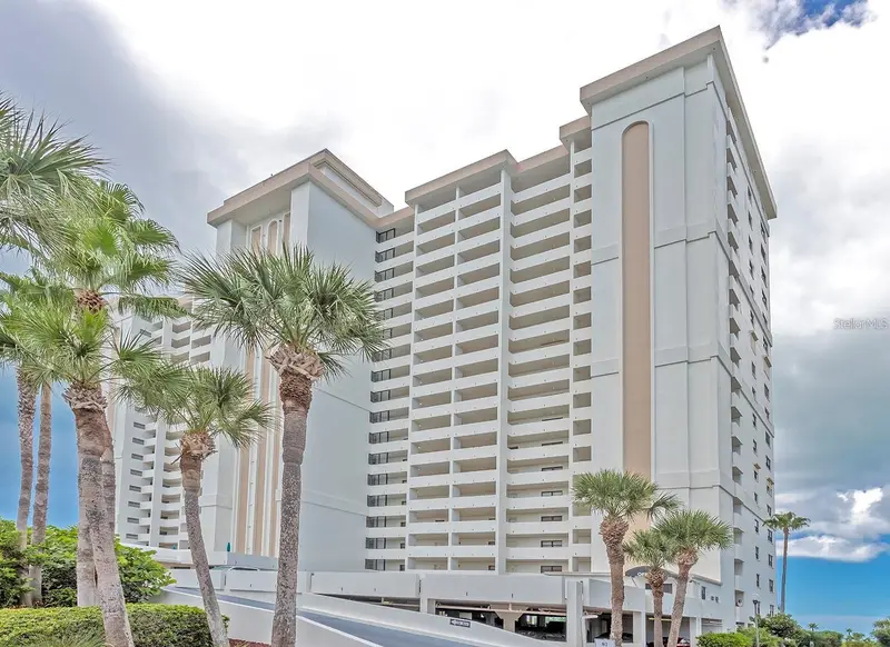 1230 Gulf Blvd #304, FL