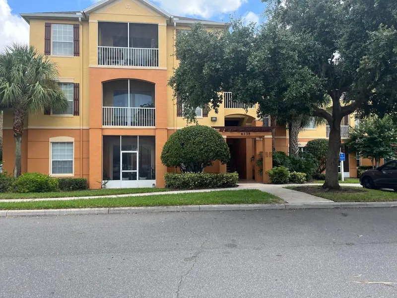6335 Contessa Dr #204, FL