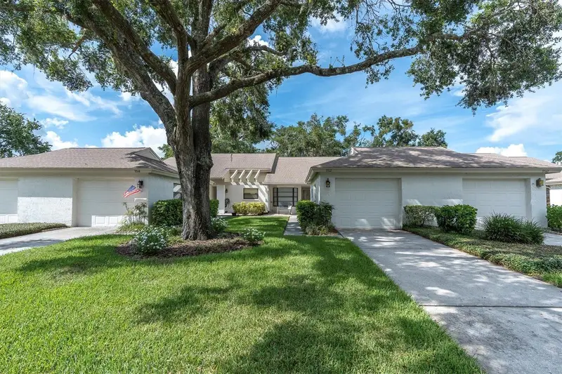 9312 Golf View Dr #3, FL