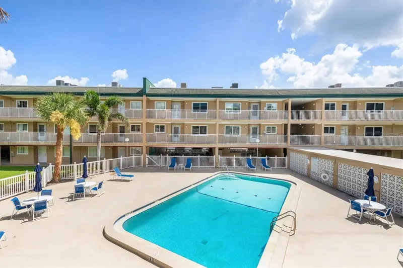 150 Harborside Ave #207, FL
