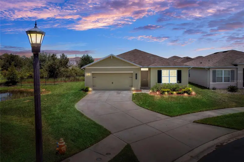 1829 Pristine Loop, FL