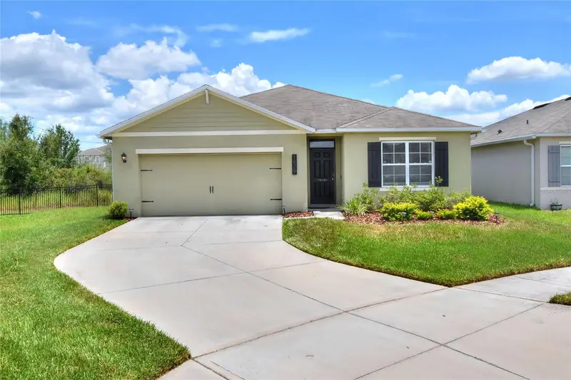 1829 Pristine Loop, FL