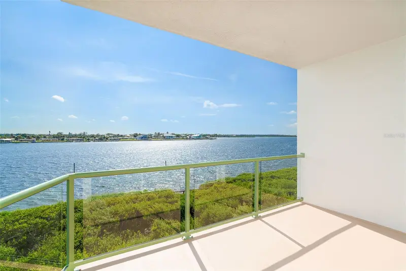 1375 Beach Rd #210, FL