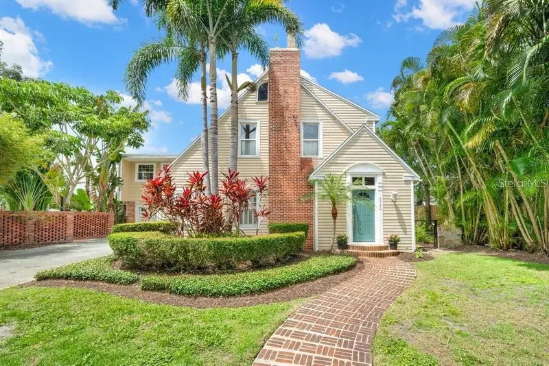 3730 Foster Hill Dr N, FL