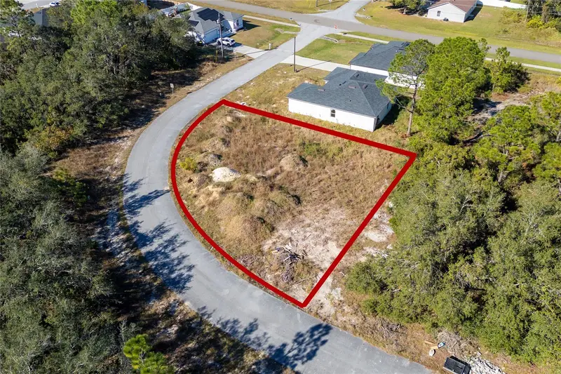 105 Tench Dr, FL