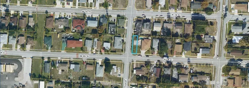 W 6th St, FL