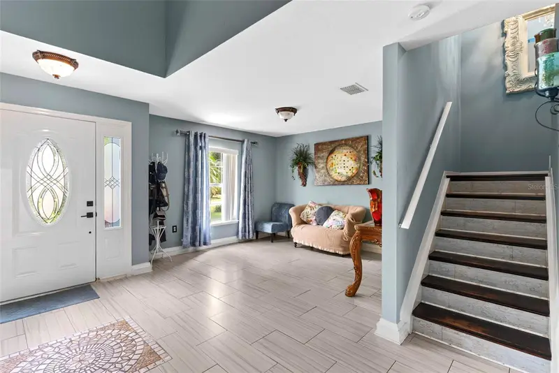 132 Vista View Ave, FL