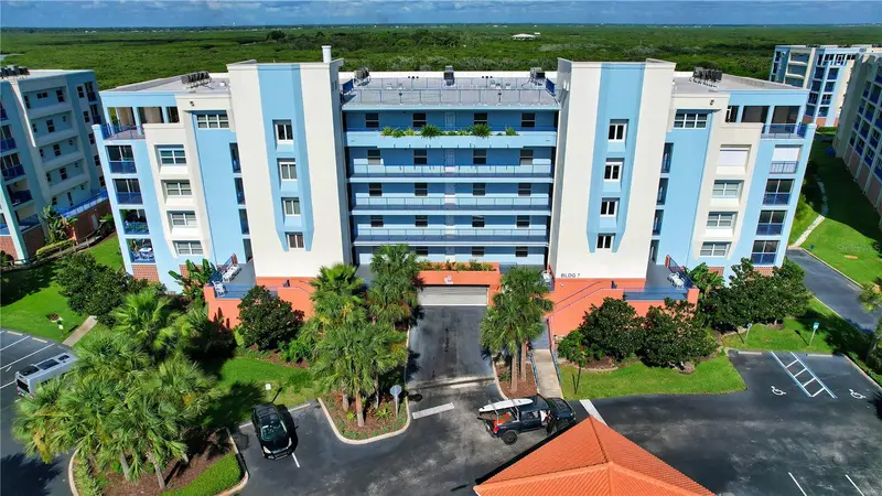 5300 S Atlantic Ave #7-403, FL