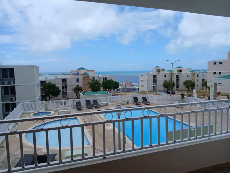 Ave 400-A Vista Real #7-8, PR