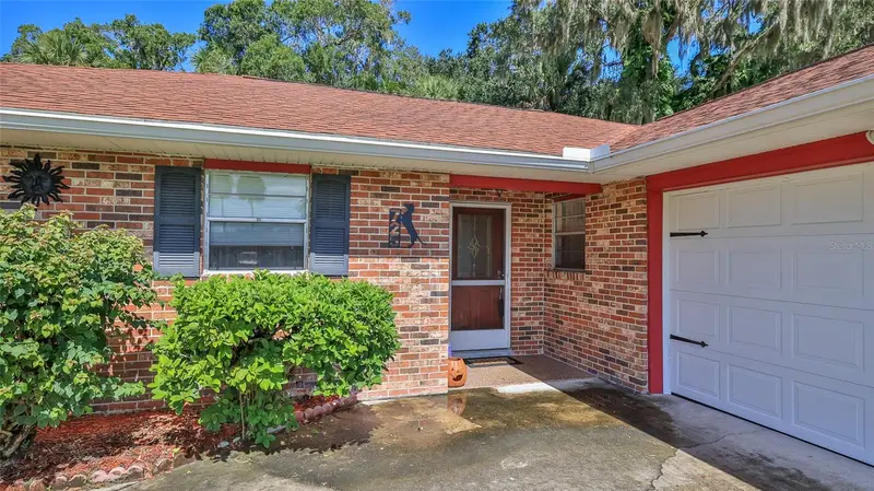 725 Green Rd, FL