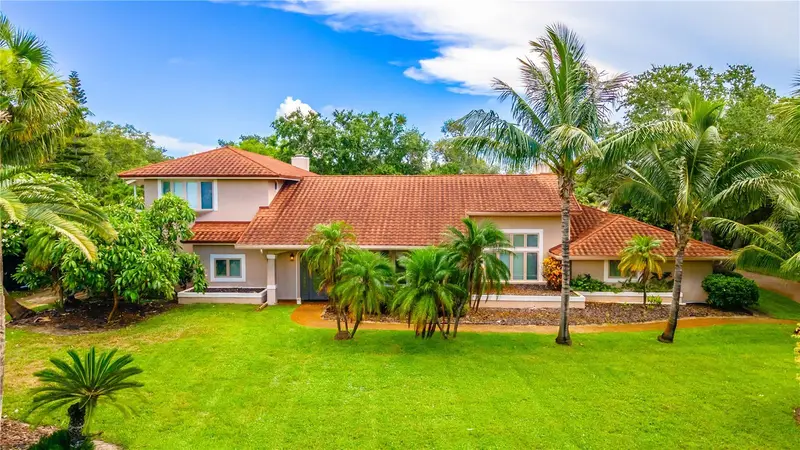 150 Utopia Cir, FL