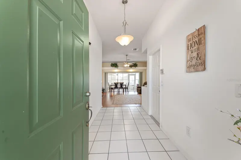 221 Prather Dr, FL