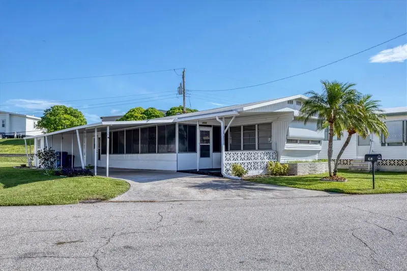 4220 12th Street Ct E, FL