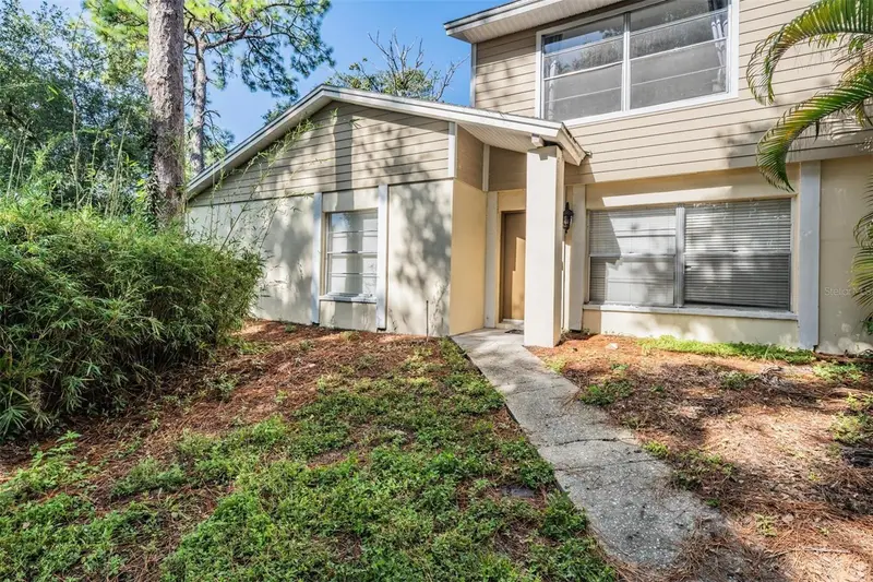 14631 Lake Forest Dr, FL