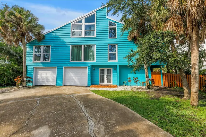 156 Siesta Dr, FL