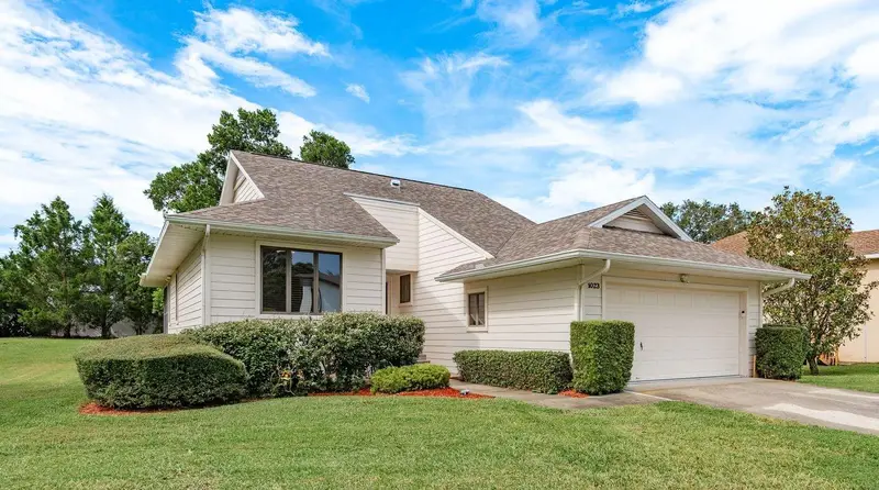 1023 Lake Avoca Pl, FL