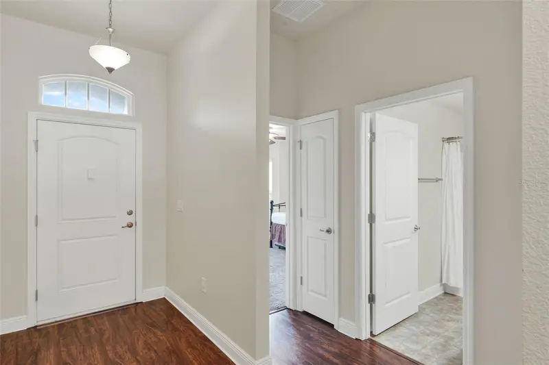 4229 Barnsley Ln, FL