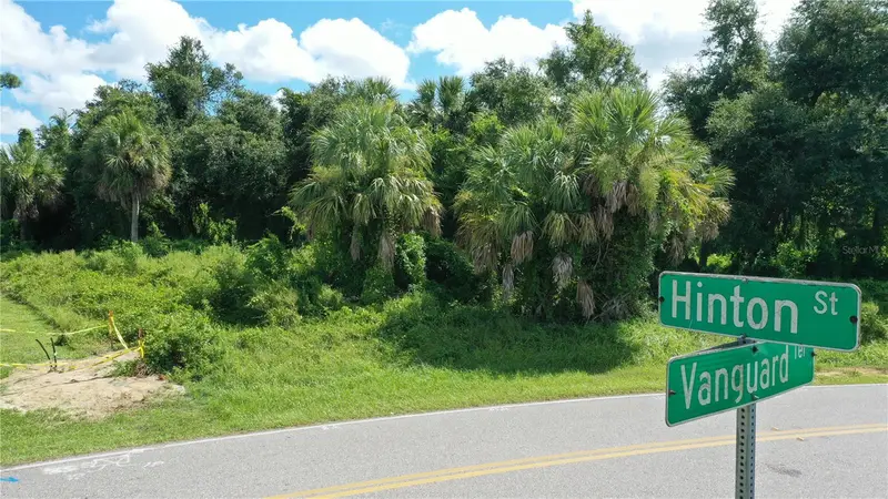 284 Hinton St, FL