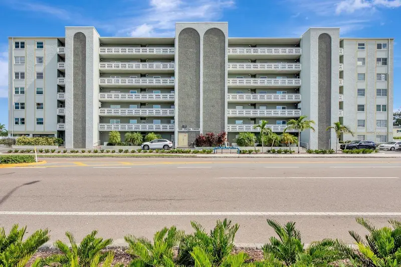 7321 Central Ave #303, FL