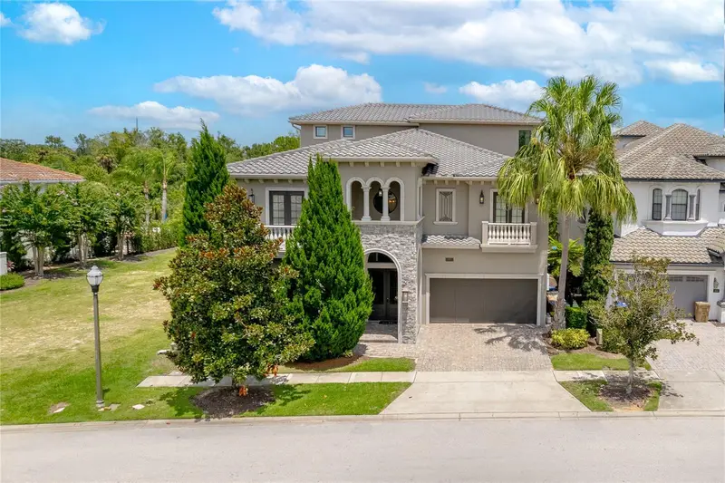 600 Muirfield Loop, FL