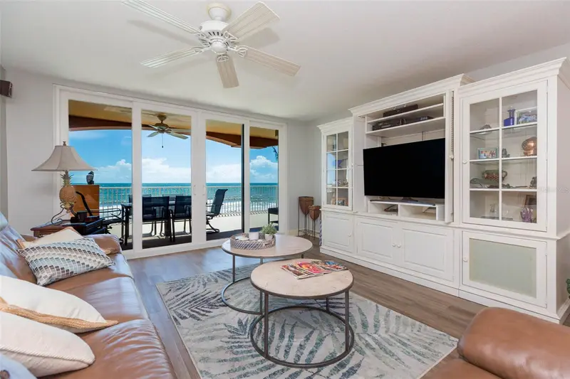 16326 Gulf Blvd #109, FL