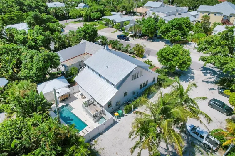 342 Palm Ave, FL