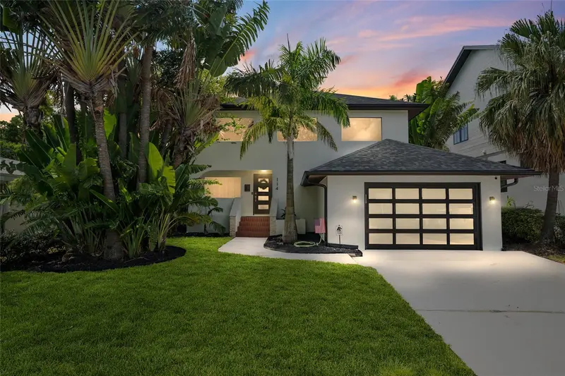 114 Chesapeake Ave, FL